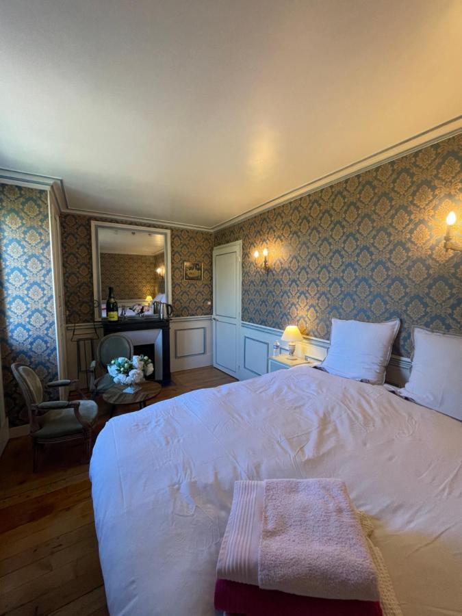 Chateau Du Boulay Morin Le Boulay-Morin Exterior foto A room at the hotel